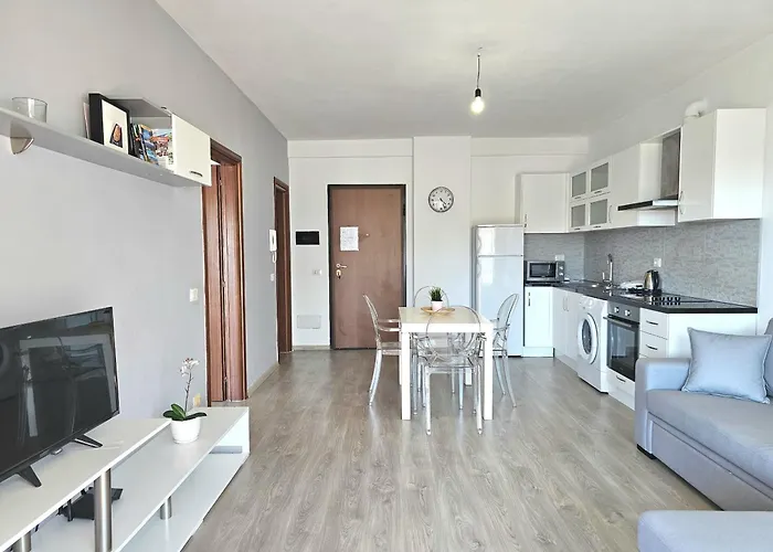 With Sea View In 185 Διαμέρισμα