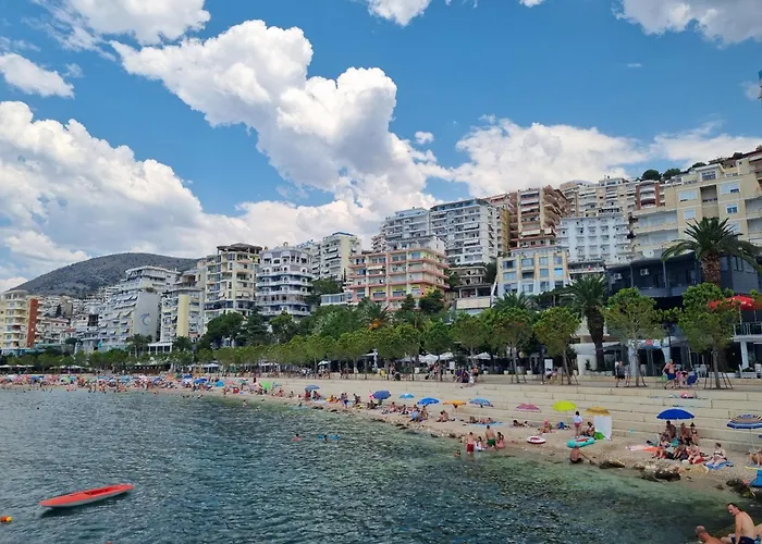 Διαμέρισμα With Sea View In 185 *