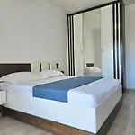 Apartamento With Sea View In 185 Sarandë