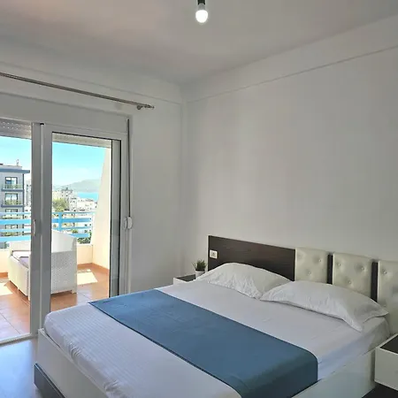 Apartment With Sea View In 185