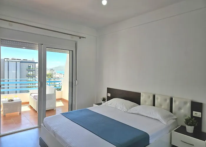 Apartment With Sea View In 185